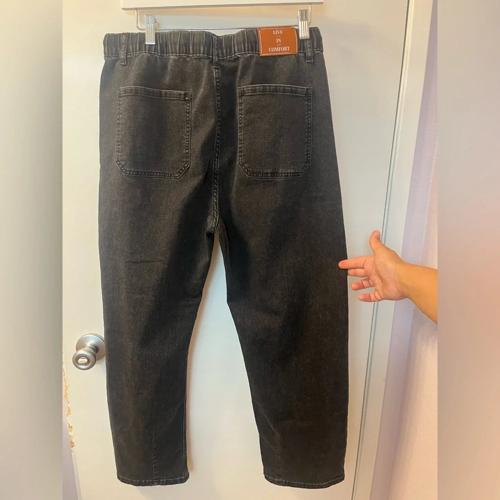 Chic Stylish Black Denim Pants Size Medium EUC (Live•In•Comfort) - Picture 3 of 6